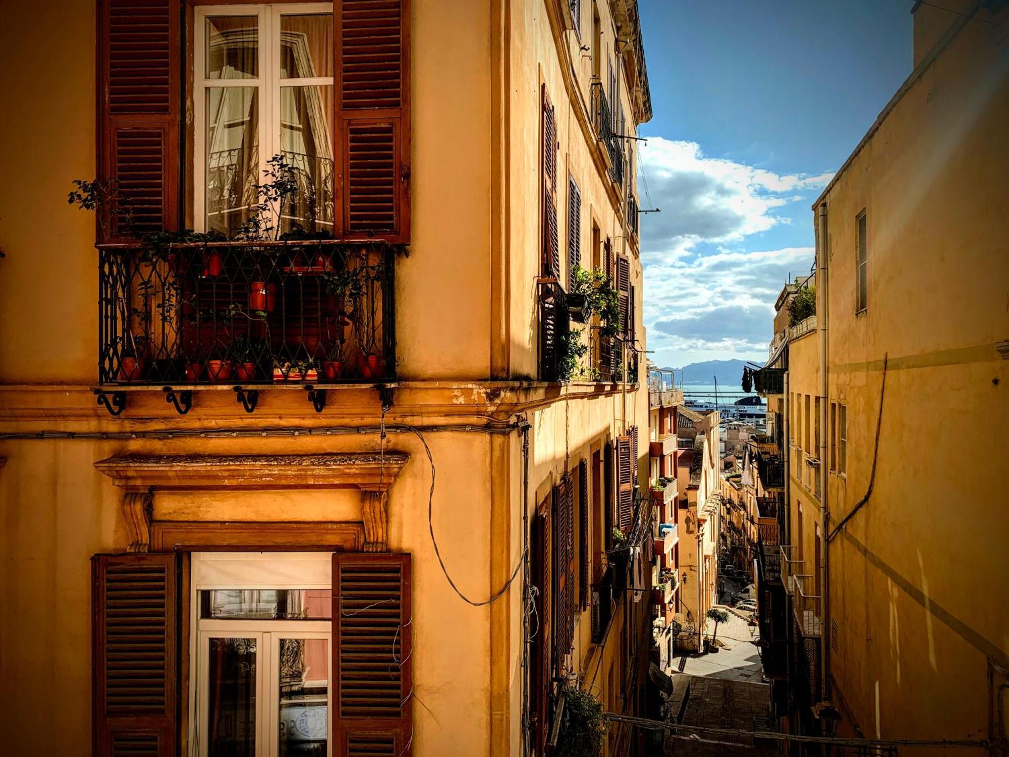 Panorama Di Mare Suite Via Cima Cagliari Centro Kültér fotó